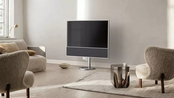 48-palcový 4K OLED televízor s integrovaným soundbarom Beovision Contour.