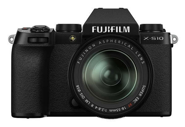 Kompaktný bezzrkadlový fotoaparát Fujifilm X-S10.