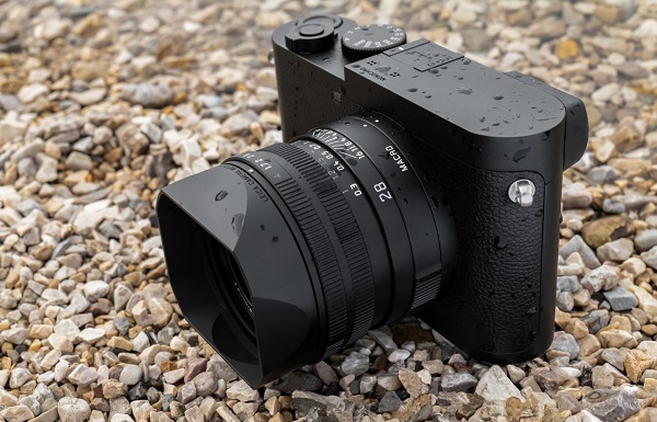 Monochromatický full-frame fotoaparát Leica Q2 Monochrom.