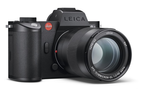 Bezzrkadlový full-frame fotoaparát Leica SL2-S.