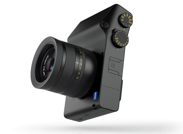 Bezzrkadlový full-frame fotoaparát Zeiss ZX1.