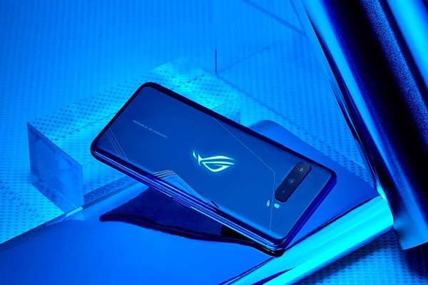 Herný smartfón Asus ROG Phone 3.