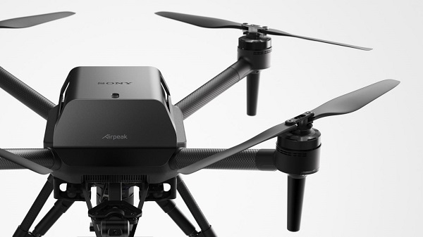 Prototyp profesionálneho dronu Airpeak od spoločnosti Sony.