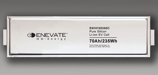 Batériový článok s kremíkovou anódou Enevate pre elektromobily.