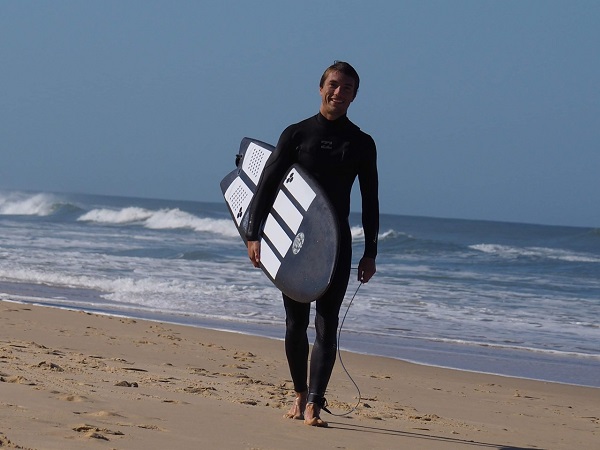 JUC Surf z recyklovaných uhlíkových vlákien.