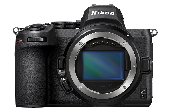 Bezzrkadlový full-frame fotoaparát Nikon Z5.