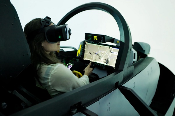 Bionic Display umožňuje generovať obrázky s vysokým rozlíšením pre letecké simulátory spoločnosti Saab s použitím menšieho výpočtového výkonu.