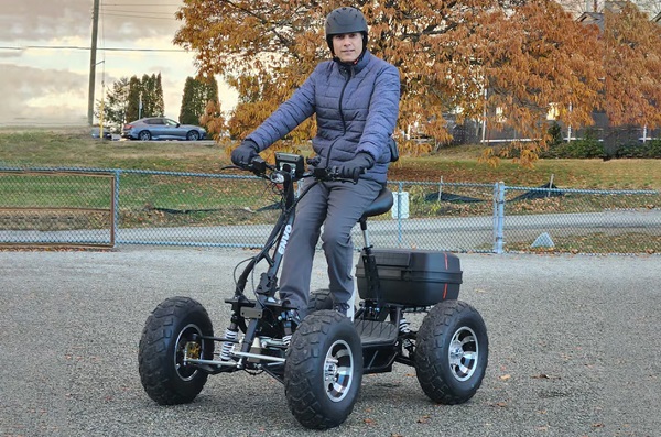 Terénna elektrická štvorkolka Envo e-ATV.