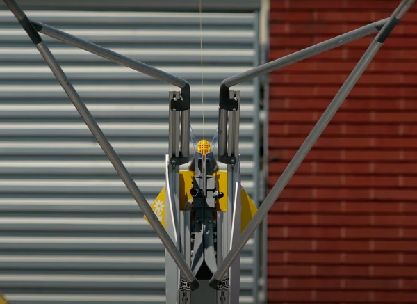 Systém Wing AutoLoader šetrí čas predajcov a mení vyzdvihnutie zásielky dronom na asynchrónny a automatizovaný proces.