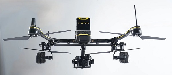 Profesionálny skladací dron Hera.