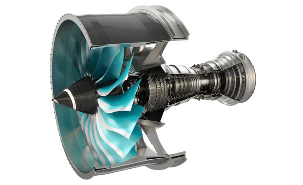Ľahký ventilátor s veľkým priemerom, konštrukcia s vysokým obtokom, výkonná prevodovka a vysokorýchlostný kompresor prispievajú k výraznej úspore paliva.