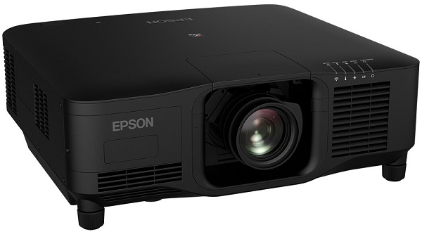 Laserové projektory EB-PU2220B (na snímke) a EB-PU2120W série Epson Pro dokážu premietať obraz s uhlopriečkou až 25,4 metra v rozlíšení WUXGA s technológiou 4K posunu pixelu. Projektory sú pritom kompatibilné s deviatimi vymeniteľnými objektívmi Epson.