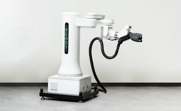 Automatický nabíjací robot Hyundai ACR.