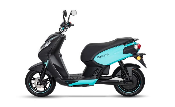 Elektrický skúter Peugeot e-Streetzone.