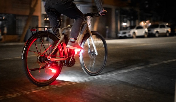 LED pedále Arclight Bike Pedals.