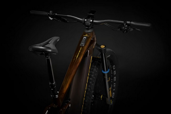 Horský elektrický bicykel Mondraker Crafty Carbon XR Ltd. Horský elektrický bicykel Mondraker Crafty Carbon XR Ltd.