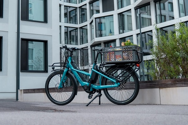 Nákladný elektrický bicykel Cube Longtail Hybrid.