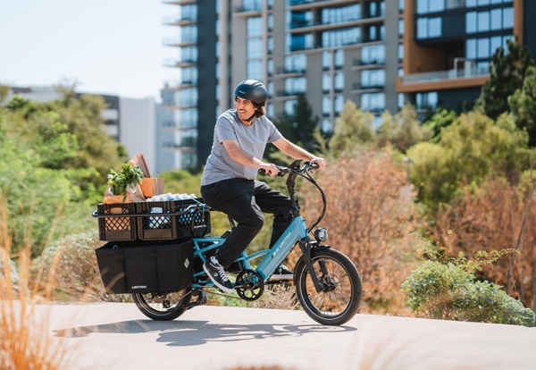 Nákladný e-bicykel Lectric XPedition 2.0.