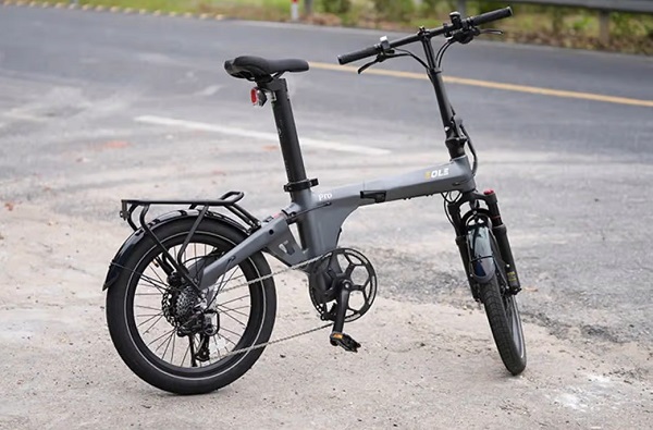 Skladací elektrický bicykel Eole X Pro.