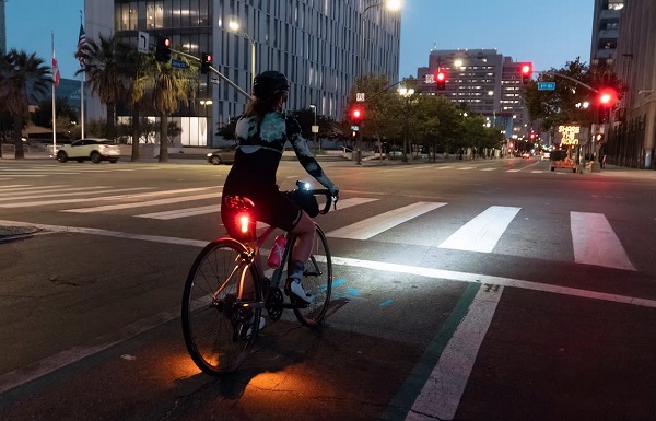 Zadné svetlo na bicykel VIS LightPool.