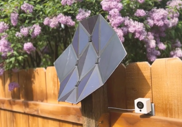 Prenosná origami skladacia solárna nabíjačka Sego.