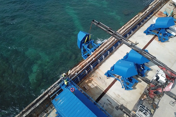 Prvý z 10-tich plavákov Eco Wave Power bol úspešne nainštalovaný v projekte EWP EDF One v prístave Jaffa v Izraeli.