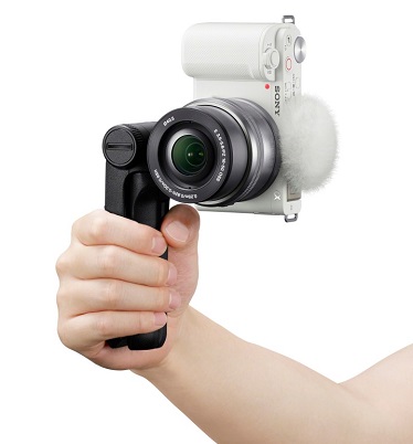 Bezzrkadlový fotoaparát pre vloggerov Sony Alpha ZV-E10.