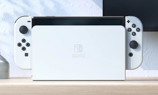 Prenosná vrecková herná konzola Nintendo Switch OLED.