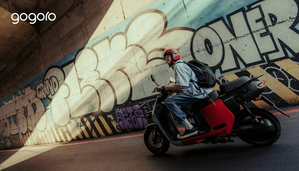 Elektrický skúter Gogoro CrossOver. Elektrický skúter Gogoro CrossOver.