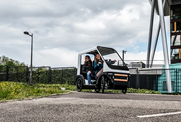 Pedálová elektrická štvorkolka Karbikes.