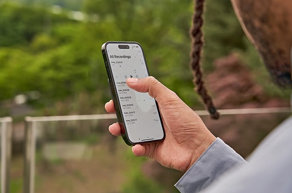 Zariadenie Magmo Pro pre automatické nahrávanie hovorov z iPhone.