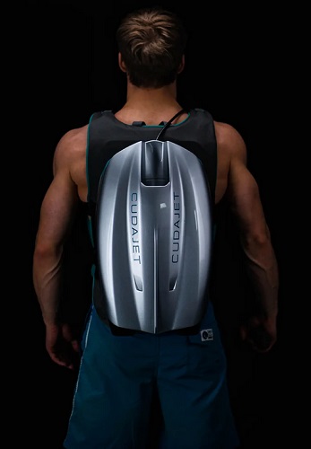 Podvodný jetpack CudaJet.