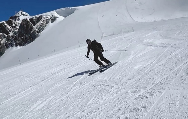 Elektrické lyže pre skialpinistov E-Skimo.