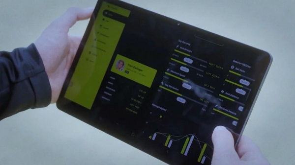 Prehľadný informačný panel sa dá zobraziť na prepojenom tablete alebo smartfóne.