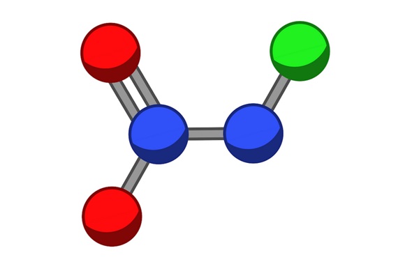 Znázornenie štruktúry novo identifikovanej molekuly chloronitramidového aniónu. Zelená = chlór, modrá = dusík, červená = kyslík. Vytvoril profesor Oliver Jones prostredníctvom aplikácie na generovanie molekulových ikon.