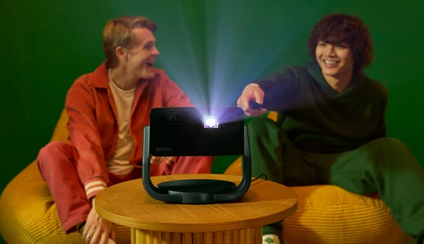 Mini laserový projektor Epson EpiqVision EF-22.