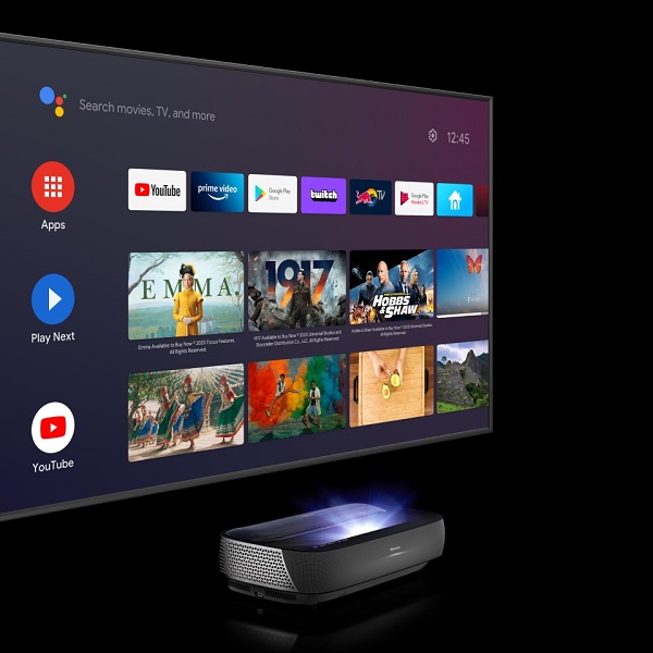 Laser TV projektor s veľmi krátkou projekčnou vzdialenosťou Hisense L9G TriChroma.