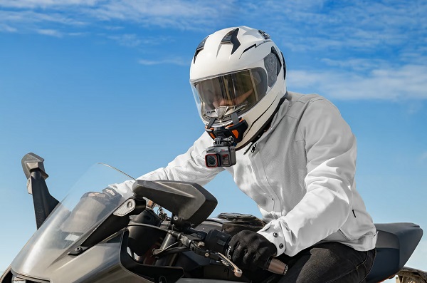 Akčná kamera Insta360 Ace Pro.