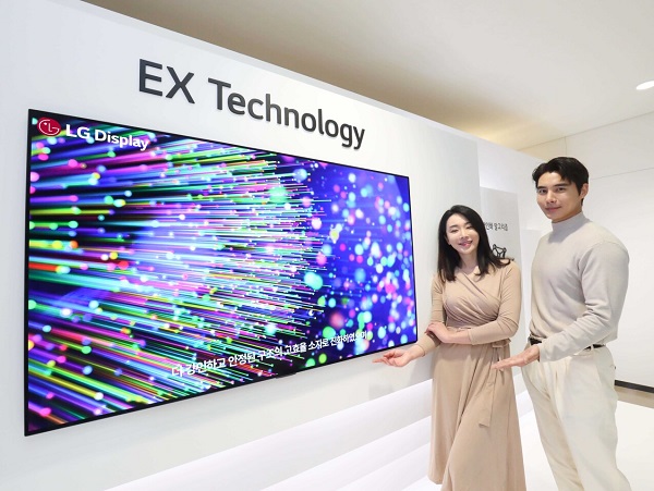 Obrazovka s novou technológiou OLED EX.