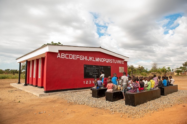 Po dokončení prvej 3D tlačenej školy na svete v Malawi spoločnosť 14Trees dúfa, že podobné projekty zrealizuje v Keni a v Zimbabwe.