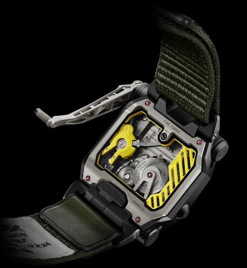 Striktne limitovaná edícia hodiniek Urwerk EMC SR-71.