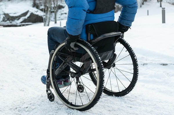 Špecializovaný dezén na pneumatiky pre invalidné vozíky reTyre Traction.