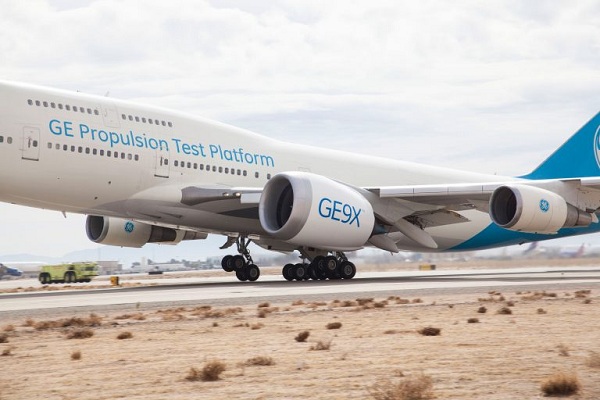 Spoločnosť GE Aviation na oblohu prvýkrát vyslala najväčší prúdový motor na svete s označením GE9X.