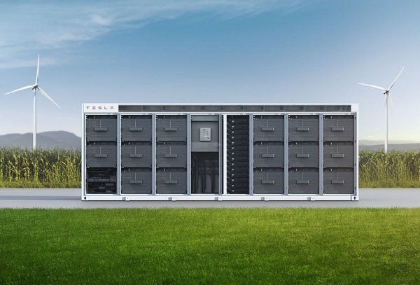 Batériová jednotka masívneho modulárneho batériového systému Tesla Megapack.