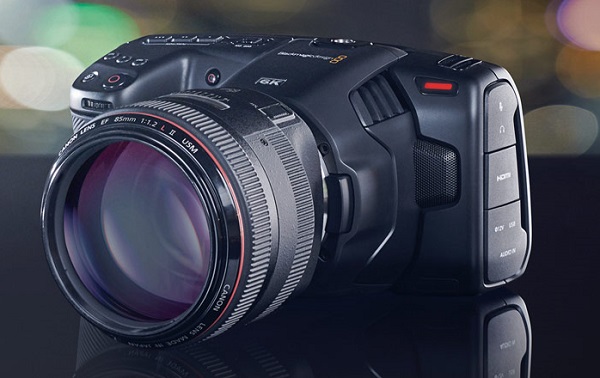 Kompaktná kamera Blackmagic Pocket Cinema Camera 6K.