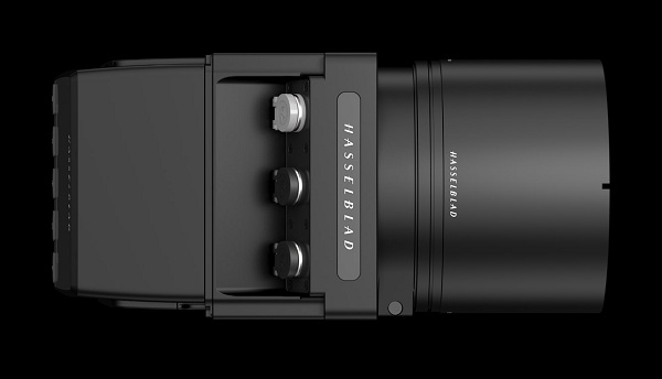 Fotoaparát stredného formátu Hasselblad A6D-100c má dynamický rozsah 15 stôp.
