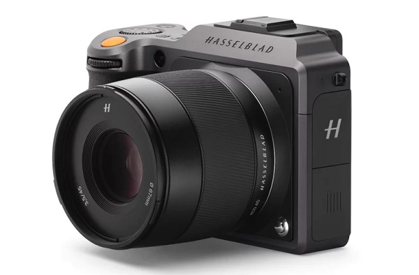 Digitálny zrkadlový fotoaparát stredného formátu Hasselblad X1D II 50C.