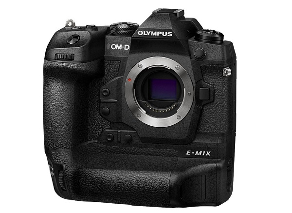 Profesionálny fotoaparát Olympus OM-D E-M1X.