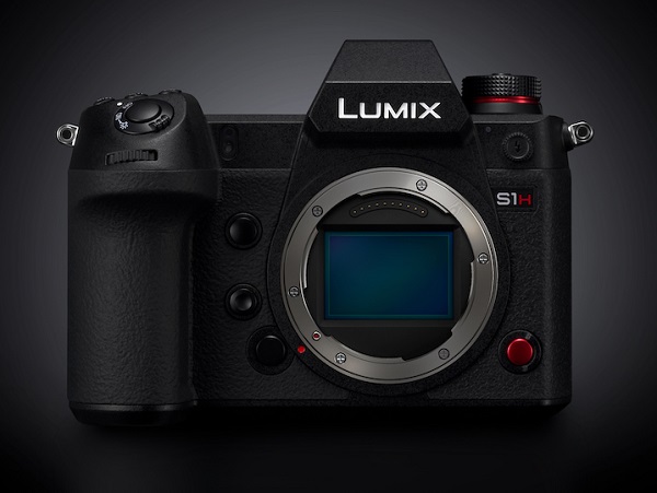 Bezzrkadlový fotoaparát Panasonic Lumix S1H.