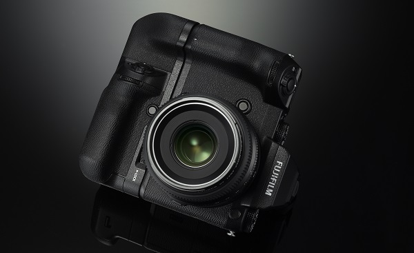 Fotoaparát Fujifilm GFX 50S nemá zrkadlo, čo prispieva k ostrejším záberom